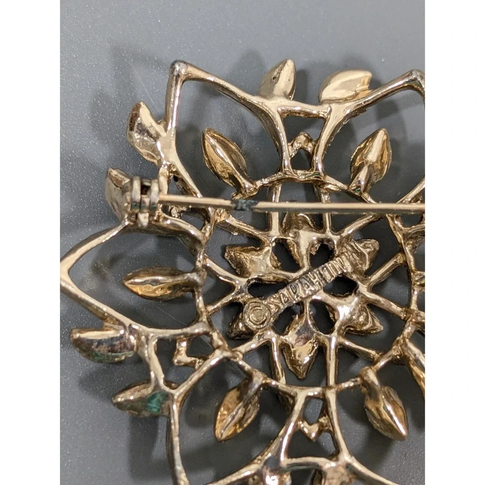 Vintage Sarah Coventry Gold Tone Filigree‎ Flower Brooch Pin Floral Openwork